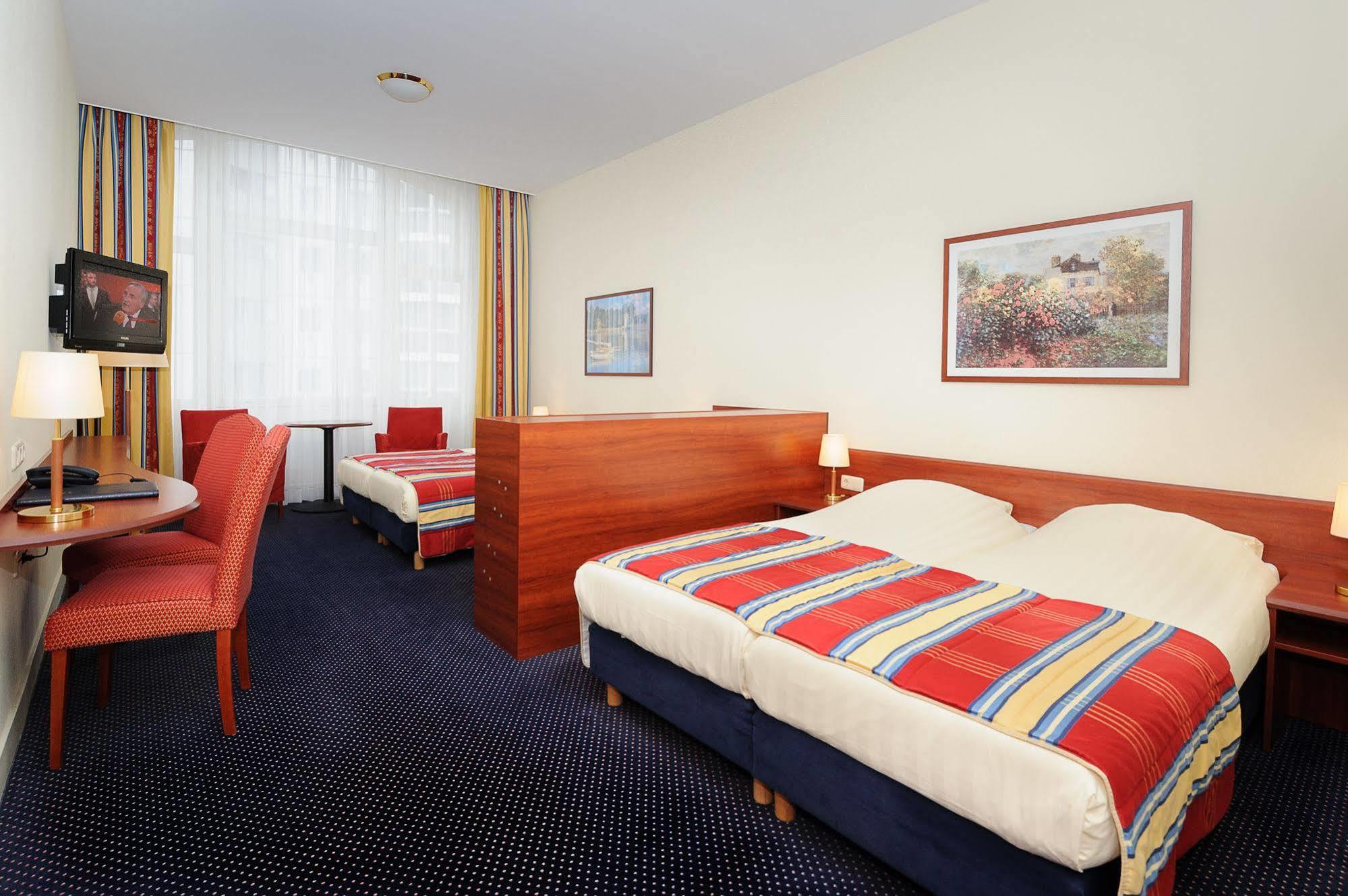 Boulevard Hotel Scheveningen Гаага Екстер'єр фото